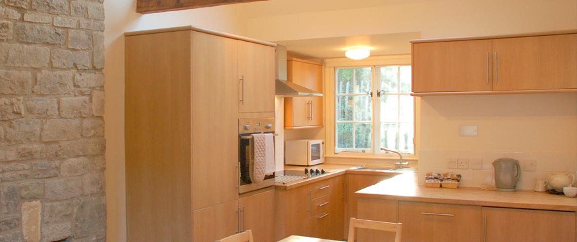 Alfred's 4 Bed Sitting Room